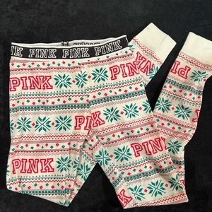 Victoria Secret PINK Christmas Leggings